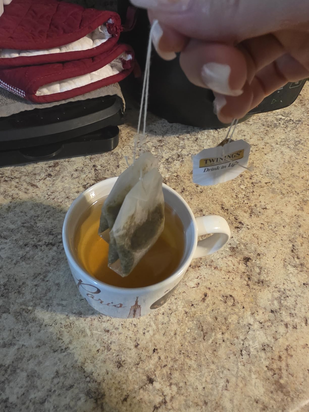 Twinings Pure Camomile Herbal Tea Individually Wrapped Bags, 100 Count customer photo 1