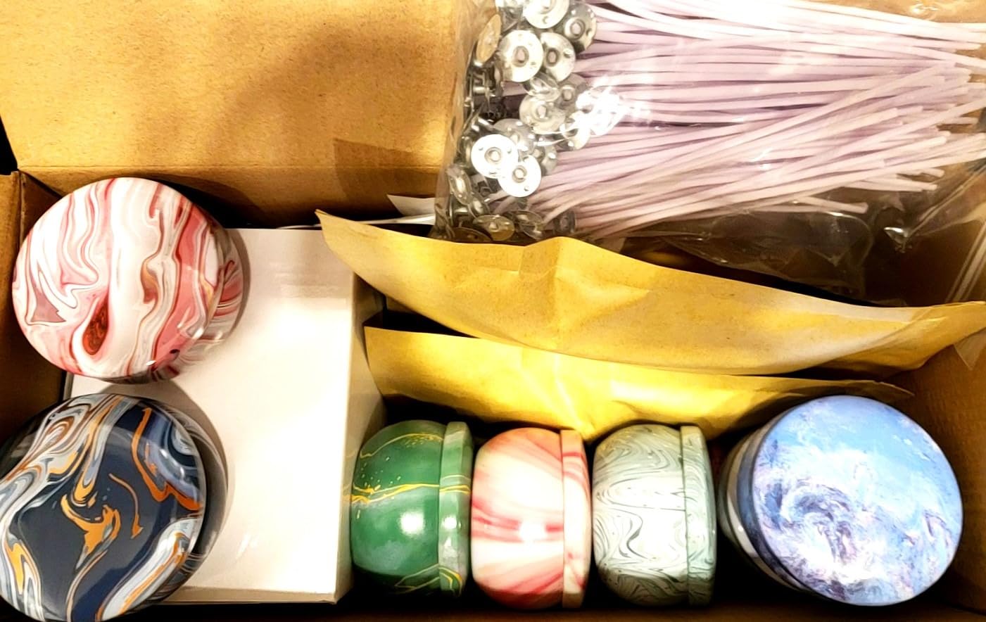 SUPERSUN Candle Making Kit for Adults, DIY Candle Making Supplies for Adults, Beginners, Include Beeswax, Candle Tins, Wicks, Essential Oils, Dyes, DIY Candle Making Set Gift for Christmas customer photo 2