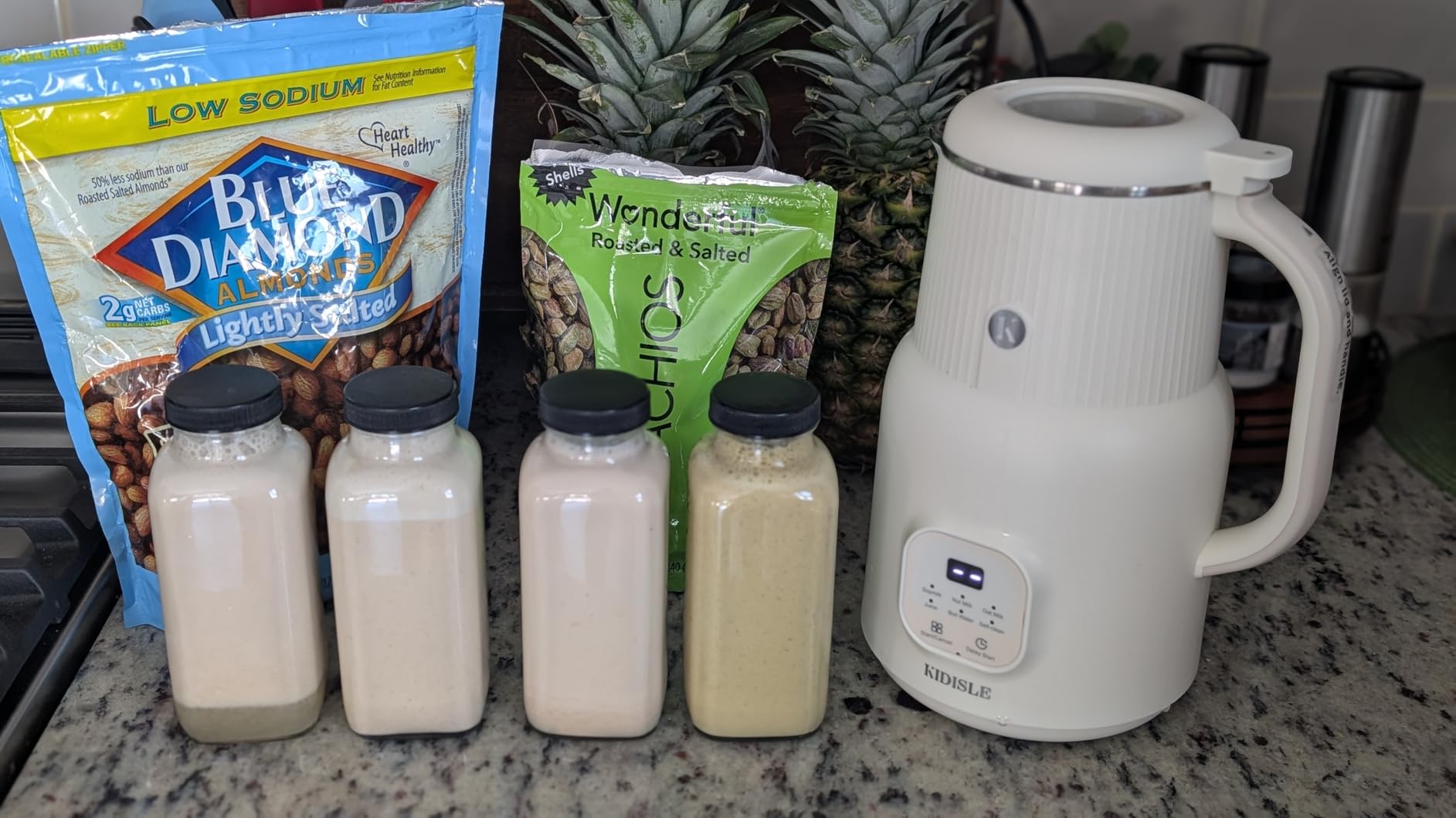 Automatic Nut Milk Maker, 20oz Homemade Almond, Oat, Coconut, Soy, Plant Based Milks and Non-Dairy Beverages with Delay Start/Keep Warm/Self-Cleaning/Boil Water, White customer photo 1