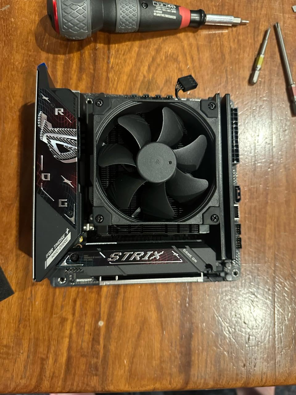 ASUS ROG Strix B850-I Gaming WiFi AMD AM5 B850 Mini-ITX mITX Motherboard 10+2+1 Stages, DDR5, 2.5G LAN, WiFi 7, 2X M.2, PCIe 5.0 x16, USB 20Gbps Type-C, AI Overclocking, AI Networking II, Aura Sync customer photo 2
