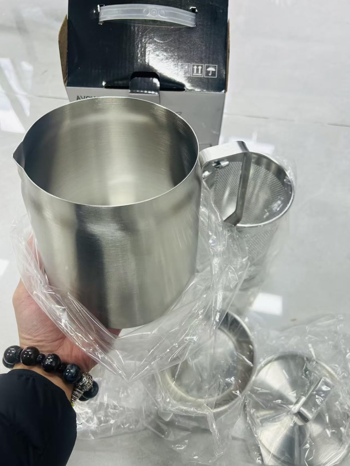 68oz Stainless Steel Oil Filter Pot with Deep Fryer Basket - Kitchen Large Capacity Versatile Oil Strainer Vessel and Bacon Grease Saver for Cooking Grease customer photo 2