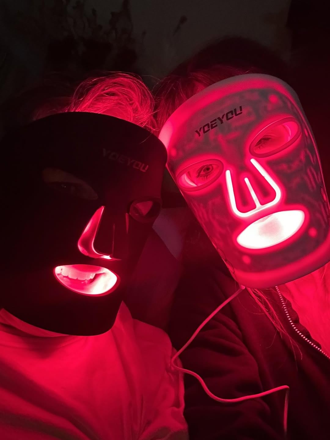 Red Light Therapy for Face, 850nm Near Infrared LED Face Mask, 4 Light Modes, Portable Rechargeable Red Light Therapy Mask Skincare Device customer photo 1