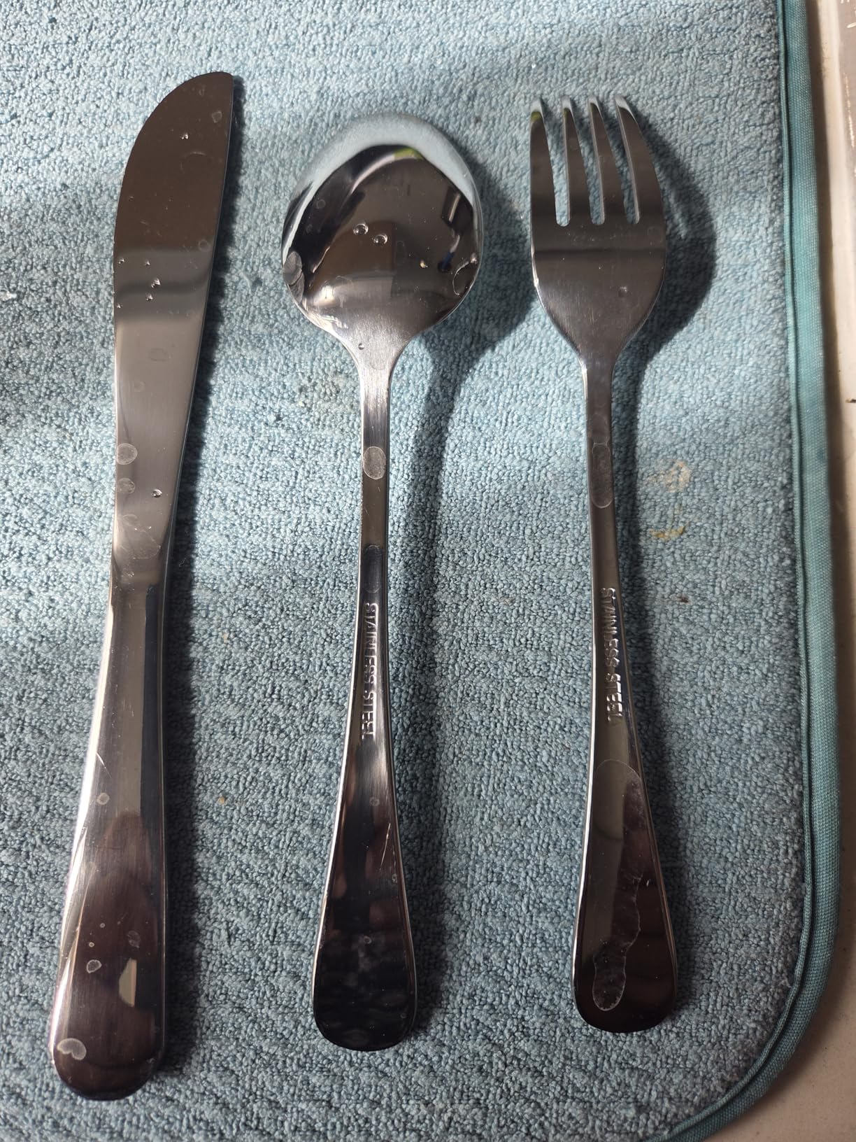 Travel Utensils with Case, 4-Piece Stainless Steel Portable Cutlery Set, Reinforced Case with Buckle Design, Lunch Box for Camping Work School, Include Fork Spoon Knife, Dishwasher Safe, Black customer photo 2