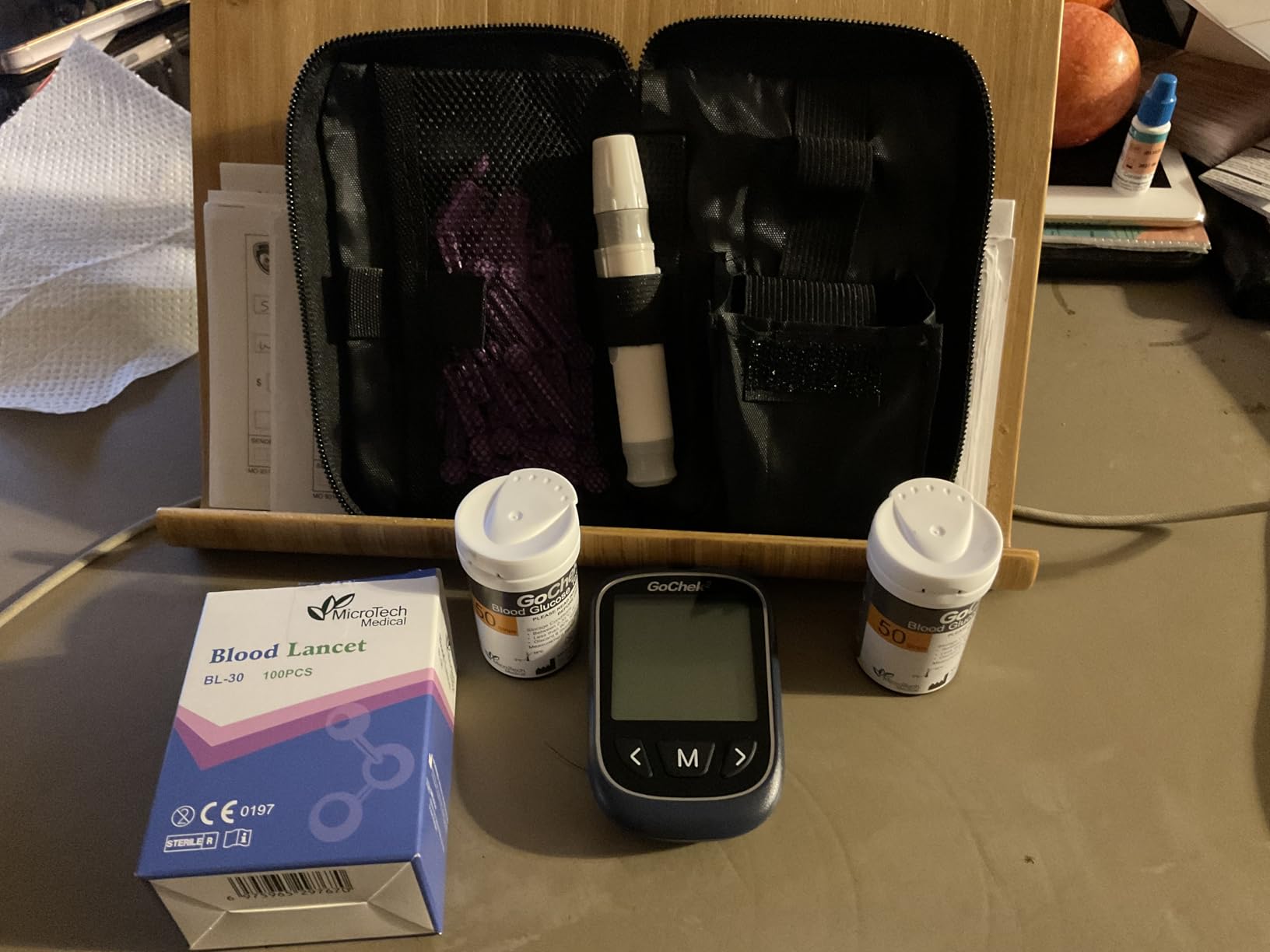 MicroTech Blood Glucose Monitor Kit 100 Strips & Lancets, No Coding, 500 Storage, Wider HCT for Family customer photo 2
