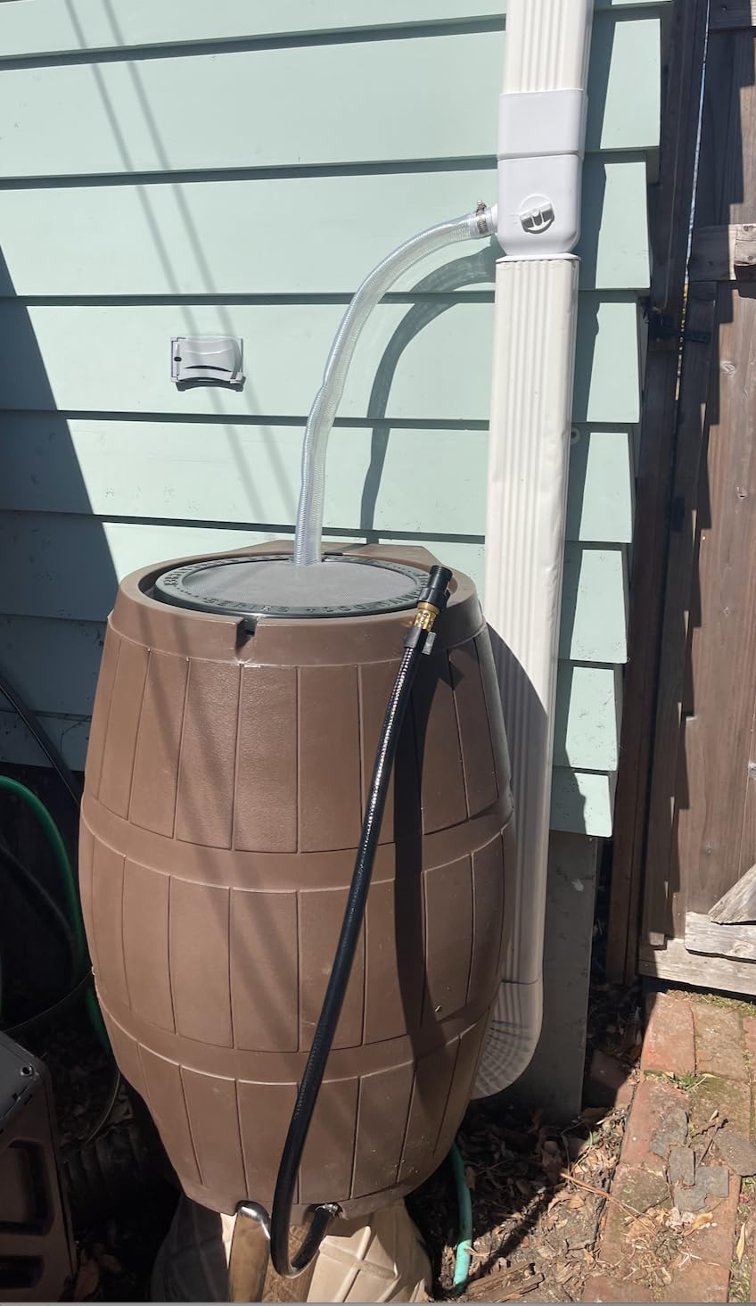 FCMP Outdoor Raincatcher 4000 Rain Barrel, Flat-Back Rainwater Catcher with Spigots, 50 Gallon, Grey customer photo 2