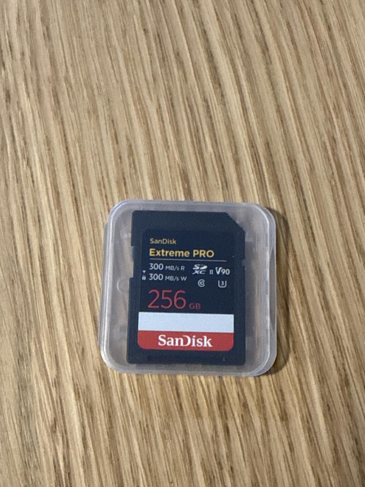 256GB Extreme PRO SDXC UHS-II Memory Card - Up to 300MB/s Read and Write speeds, V90, 8K, 4K UHD customer photo 2