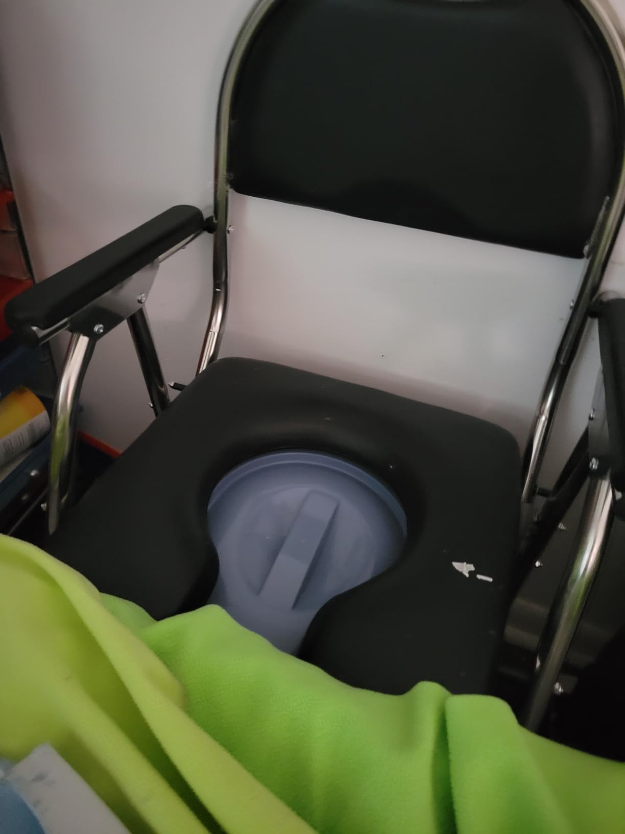 4 in 1 Folding Bedside Commode Chair for Elderly with Arms and Back, Adjustable Height Raised Toilet Seat with Handles, Adults Potty Chair for Seniors, Disabled Holds Up to 350 lbs customer photo 1