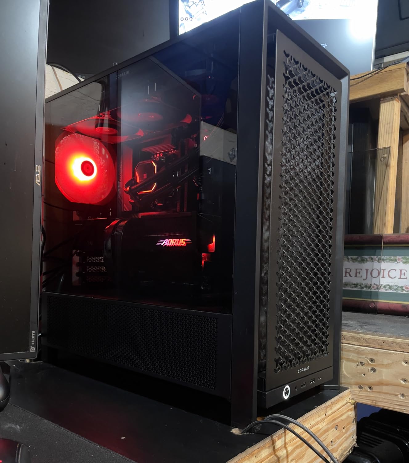CORSAIR 4000D RS Frame Modular High Airflow Mid-Tower PC Case - 3X RS Fans - InfiniRail Mounting System - Fits Multiple 360mm Radiators - Reverse Connector Motherboard Compatible - Black customer photo 1