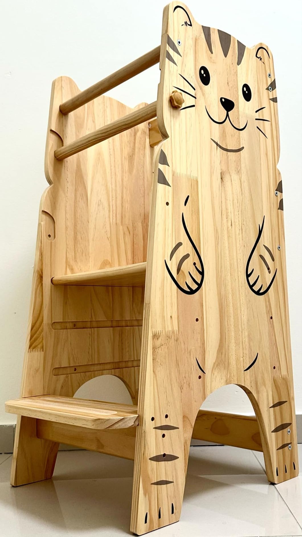 Shandra Kids Kitchen Step Stool for Toddlers, Toddler Tower Adjustable Stool with 3 Adjustable Heights, Suitable for Toddlers 18 Months to 6 Years - Montessori Toddler Stool customer photo 1