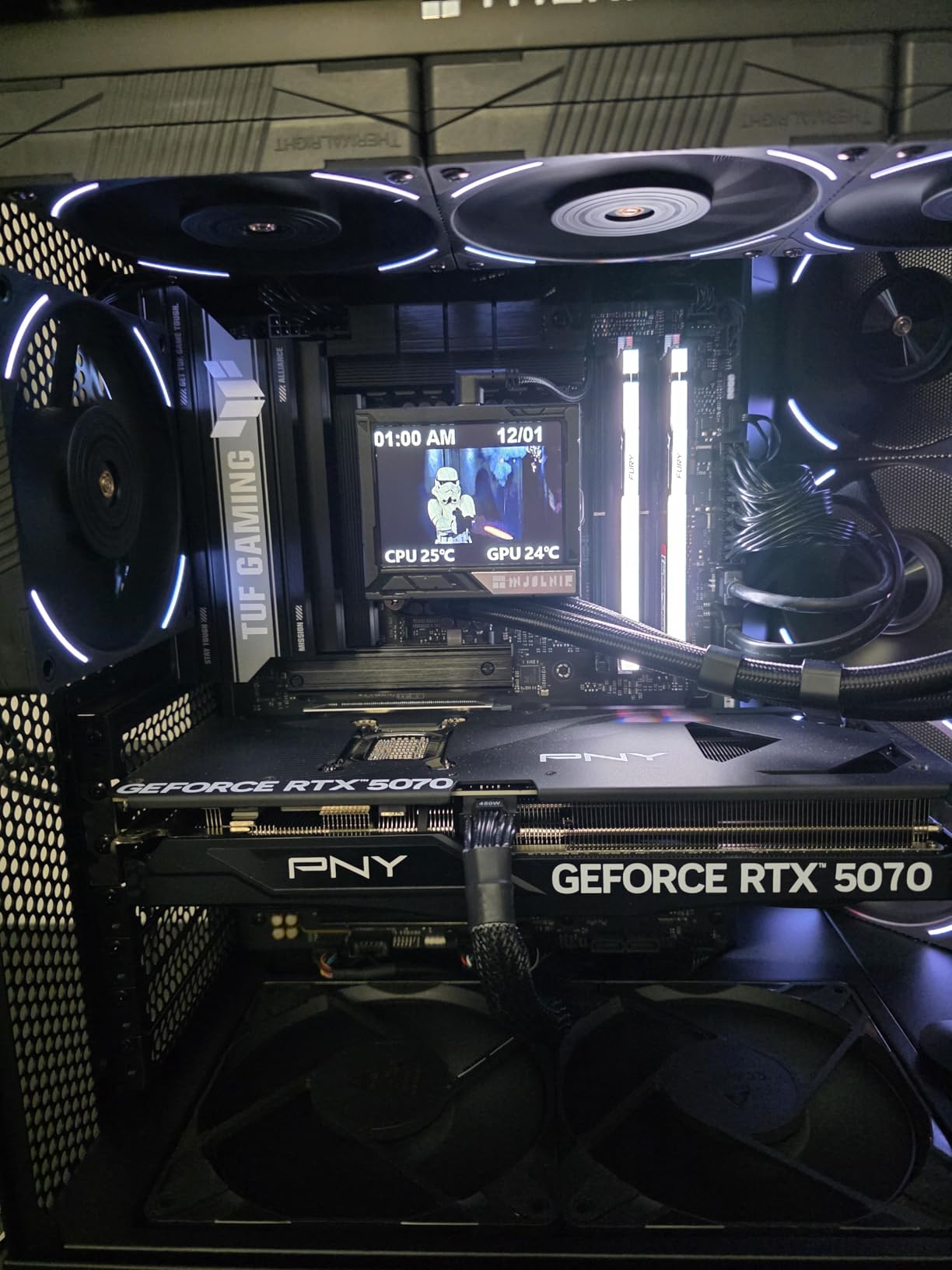ASUS ROG STRIX B860-I GAMING WIFI B860 LGA 1851 mITX Mini-ITX motherboard, Intel Core Ultra Series 2 Ready, Advanced AI ready, 10+1+2+1 stage, DDR5, 2.5G LAN, WiFi7, M.2, Thunderbolt 4, USB Type-C customer photo 1