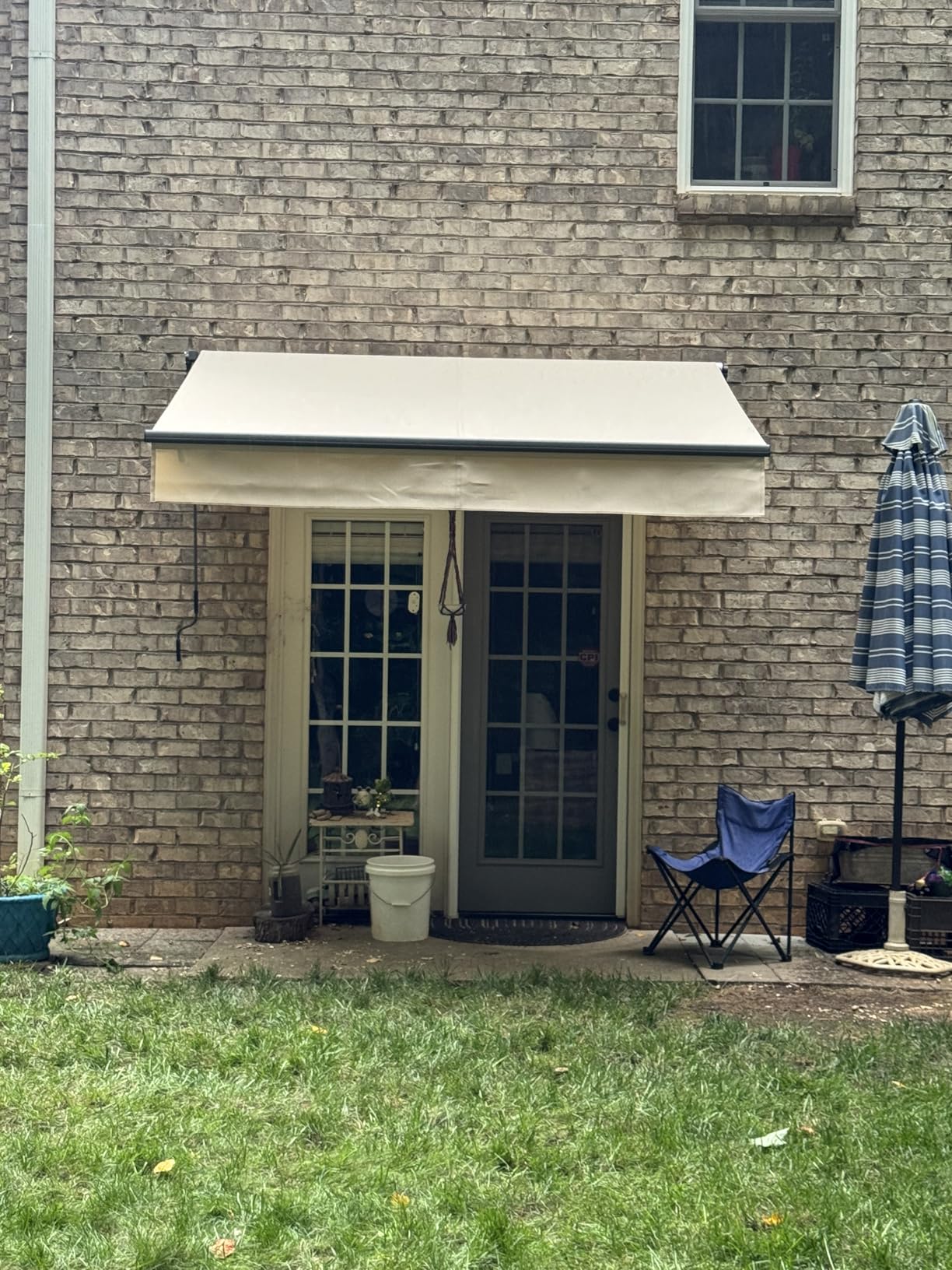 HOMEDEMO 8.2x6.5 Retractable Awning for Patio, Manual Awnings, Sunshade Shelter Crank Handle, UV & Waterproof Polyester Cover and Aluminum Frame for Outdoor Deck, Balcony, Yard, Beige customer photo 2