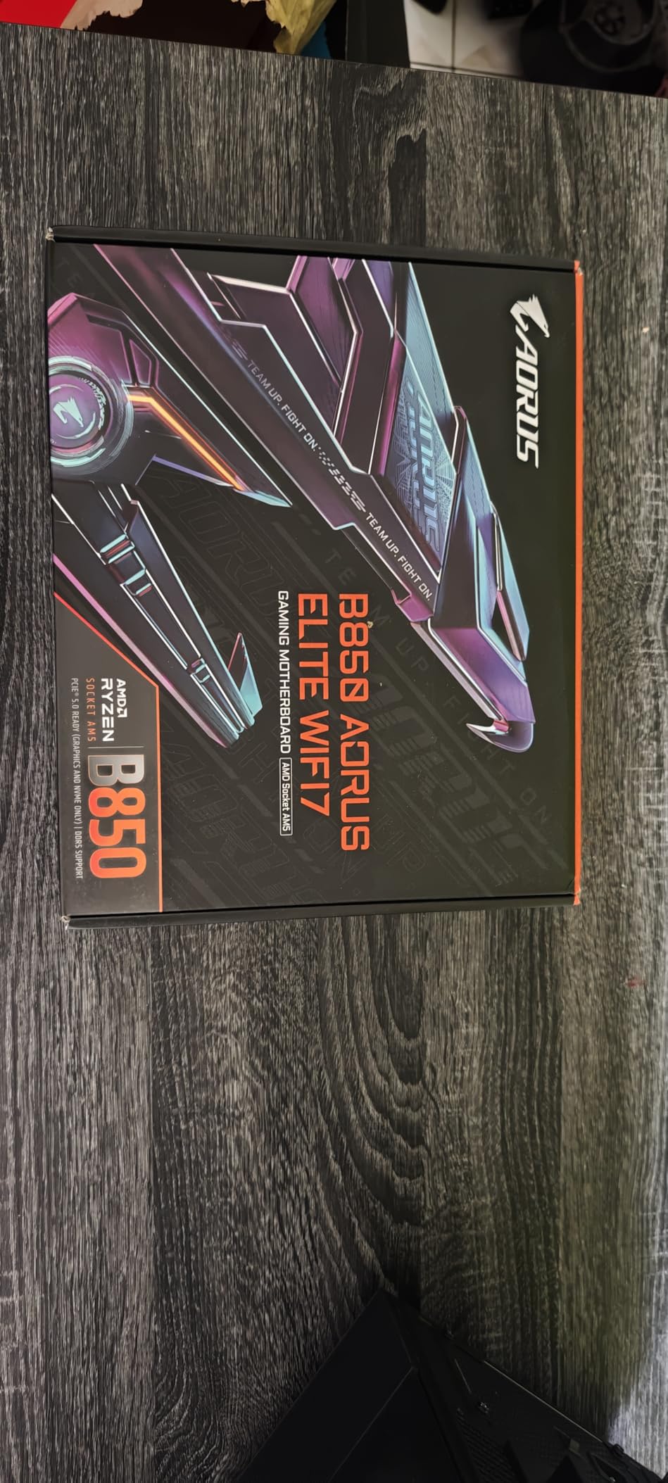 Gigabyte B850 AORUS Elite WIFI7 AMD AM5 ATX Motherboard, Support AMD Ryzen 9000/8000/7000 Series, DDR5, 14+2+2 Power Phase, 3X M.2, PCIe 5.0, USB-C, WIFI7, 2.5GbE LAN, EZ-Latch, 5-Year Warranty customer photo 2