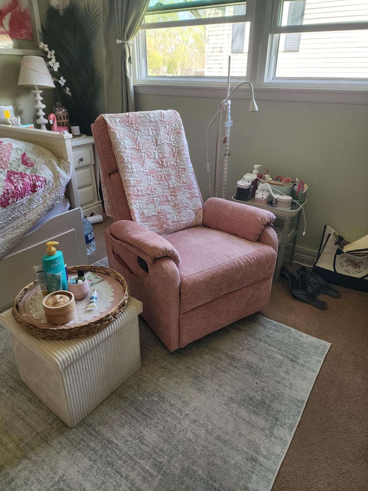 Korser Recliner Chair, Swivel Rocking Recliner Chair for Adults, Glider Rocking Chair, Small Nursery Chair Recliner for Living Room, Reclining Chair with Modern-Designed Armrests, Chenille, Beige customer photo 1