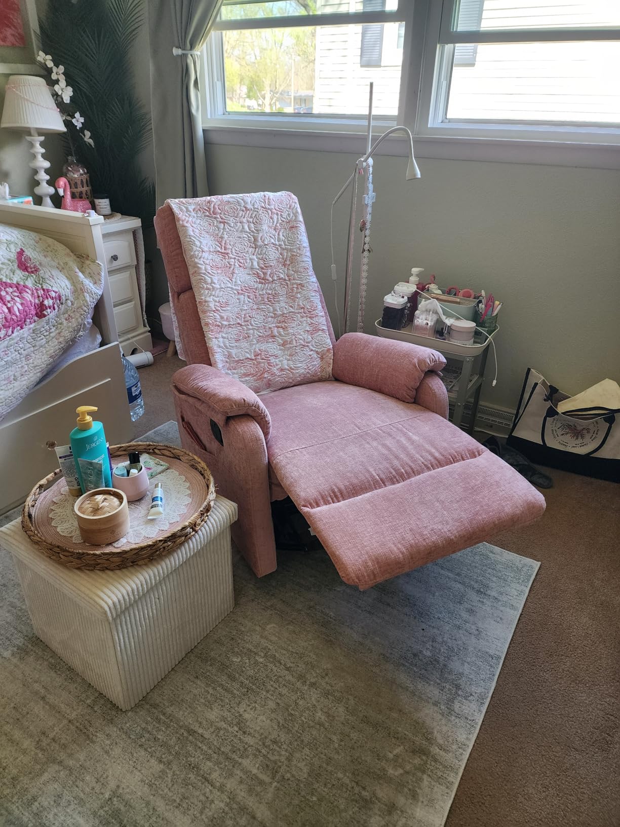 Korser Recliner Chair, Swivel Rocking Recliner Chair for Adults, Glider Rocking Chair, Small Nursery Chair Recliner for Living Room, Reclining Chair with Modern-Designed Armrests, Chenille, Beige customer photo 2