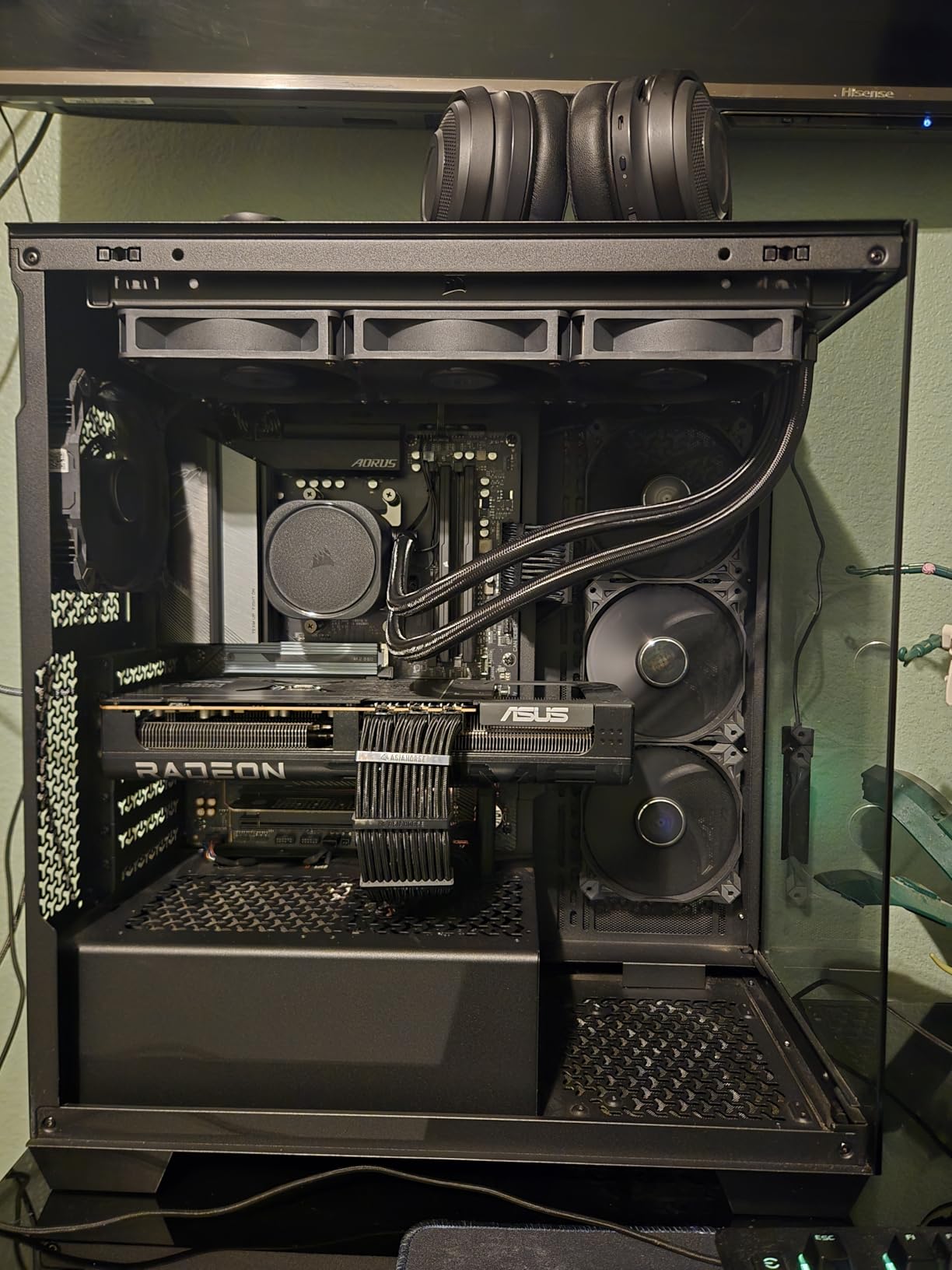 ASUS Prime Radeon RX 9070 XT OC Edition Graphics Card, AMD (PCIe 5.0, HDMI/DP 2.1, 2.5-Slot Design) customer photo 1