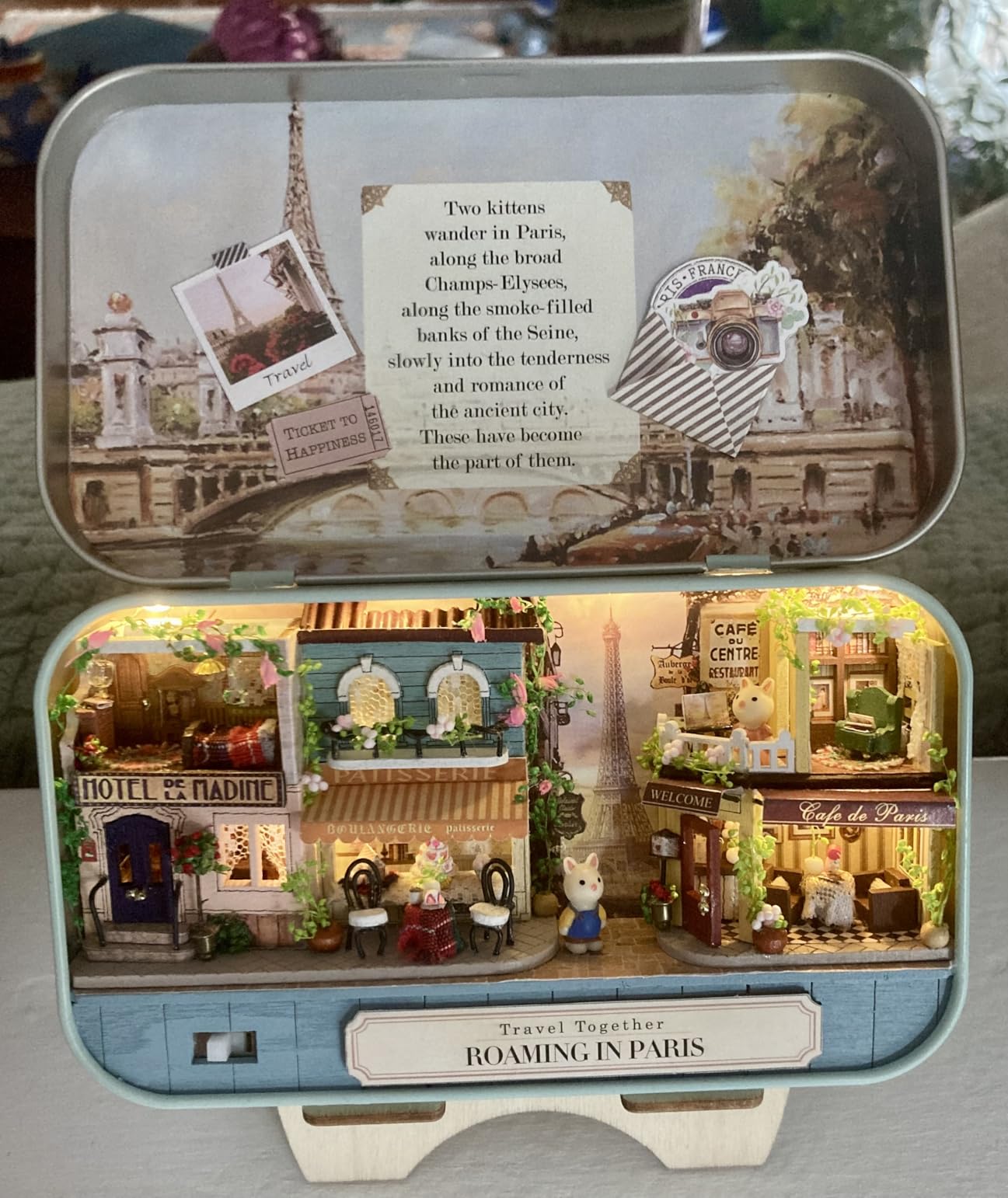 MAGQOO Miniature Dollhouse Kit Box Theater Kit Miniature Room Kit 3D DIY Wooden Doll House Kit with Furniture 1:100(Cherry Blossoms) customer photo 2