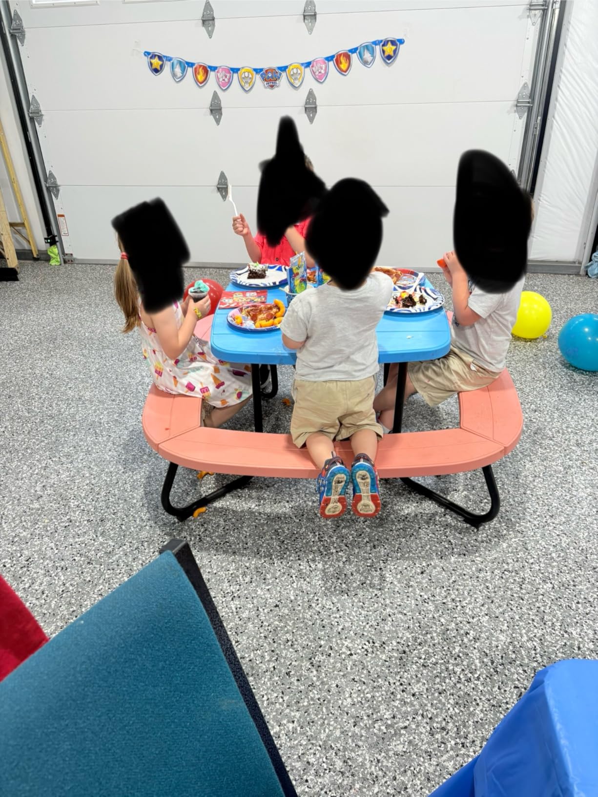HONEY JOY Kids Picnic Table, 8 Person Toddler Outdoor Table and Chair Set, 4 Built-in Benches, Removable Umbrella, Metal Frame & HDPE Top, Children Outdoor Furniture for Backyard Patio Garden (Coffee) customer photo 1