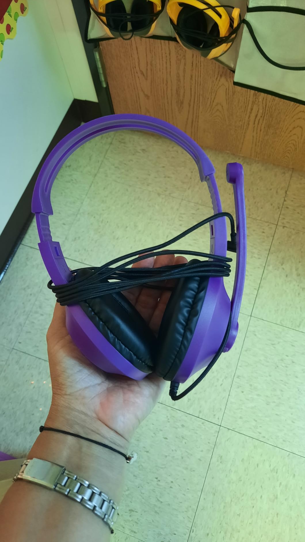 Bulk Headphones for Classroom with Microphone, Heavy-Duty School Pack Wired Headphones for Students with Rotating Boom Mic. Teacher Must Haves from Elementary to College (12 Pack Mixed Color) customer photo 1