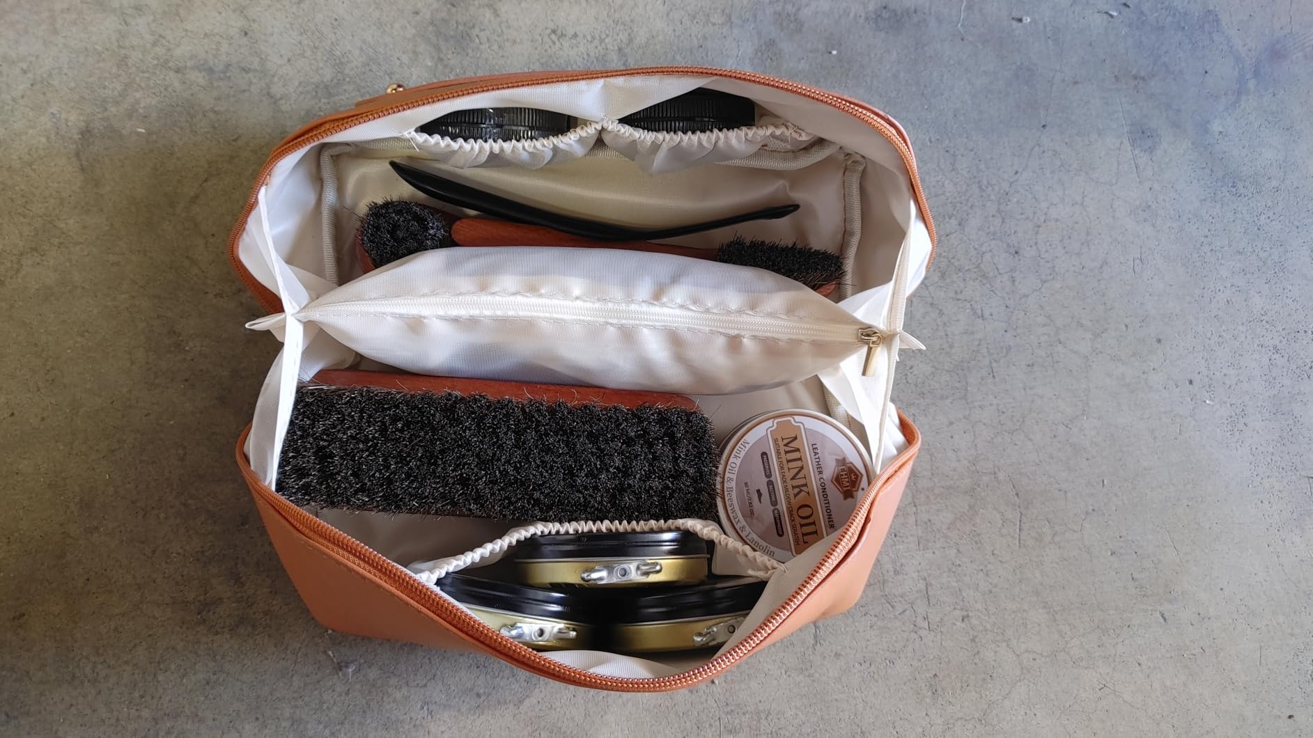 16PCS Leather Shoe Polish Kit, Shoe Shine Kit with Black/Brown Shoe Polish, Shoe Brushes for Leather Boot Care and Cleaning, Shoe Shine Gifts for Men customer photo 1