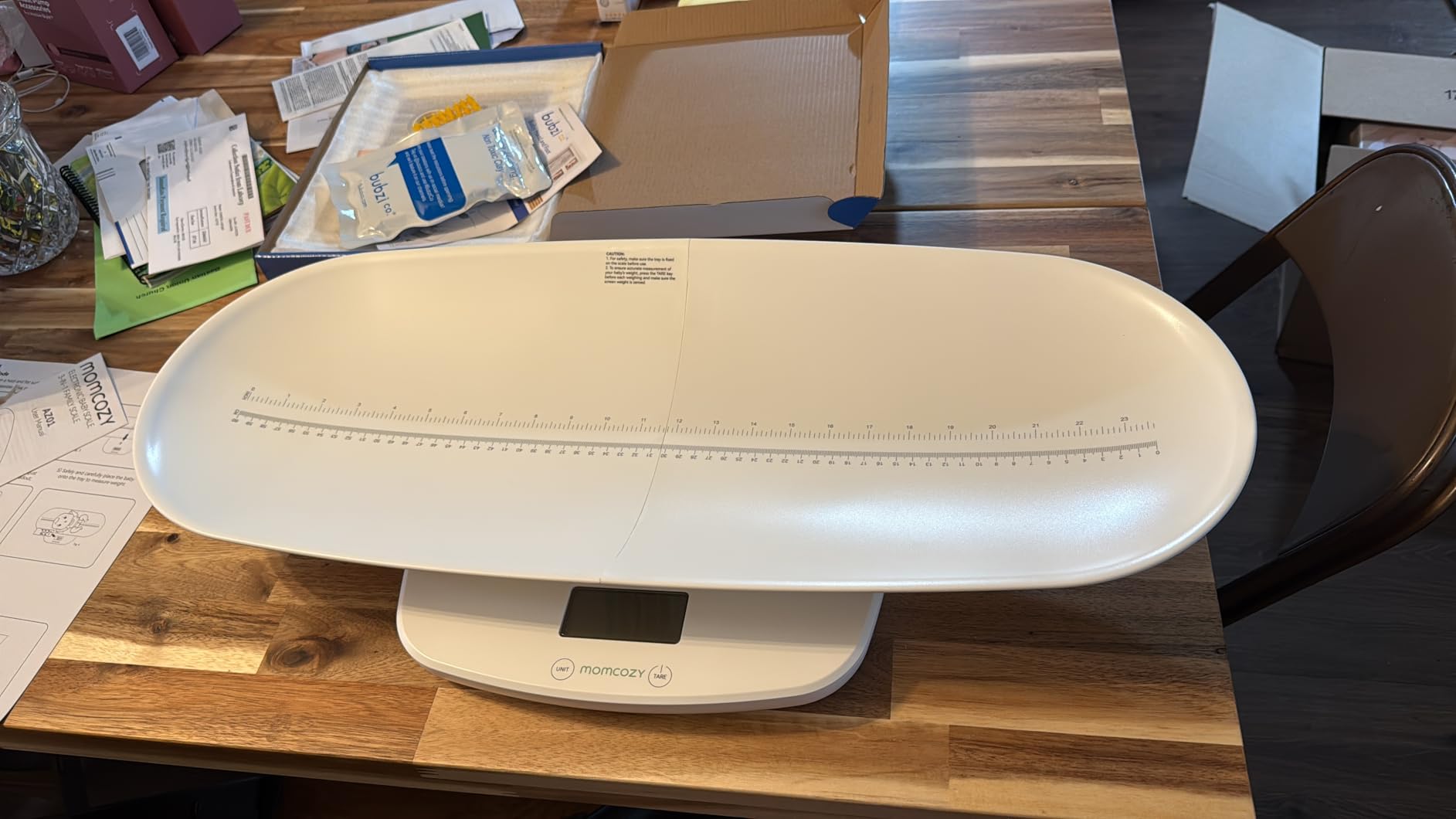 Momcozy Baby Scale, Multi-Function Scale for Body Weight and Height Measurement, Weighted Feeds, with Curved Removable Tray, for Newborns, Adult Scale & Pet Scale, 5 Units, Auto-Off, Digital LED Screen customer photo 1