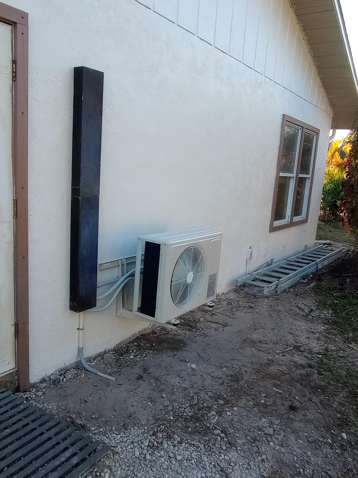 12000 BTU Mini Split AC/Heating System, 19 SEER2 110/120V Energy Efficient Ductless Inverter System, Cools Up to 750 Sq.Ft with Pre-Charged Condenser, Heat Pump & Installation Kits customer photo 2