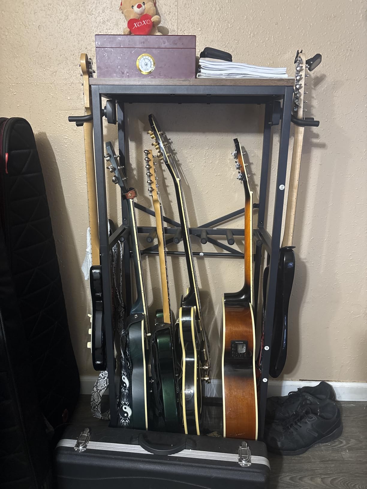 Guitar Stand for Multiple Guitars, Guitar Rack for Acoustic Guitar, Electric Guitar, Bass and Ukulele, Rustic Guitars Display Stand with 2 Guitar Hangers customer photo 1