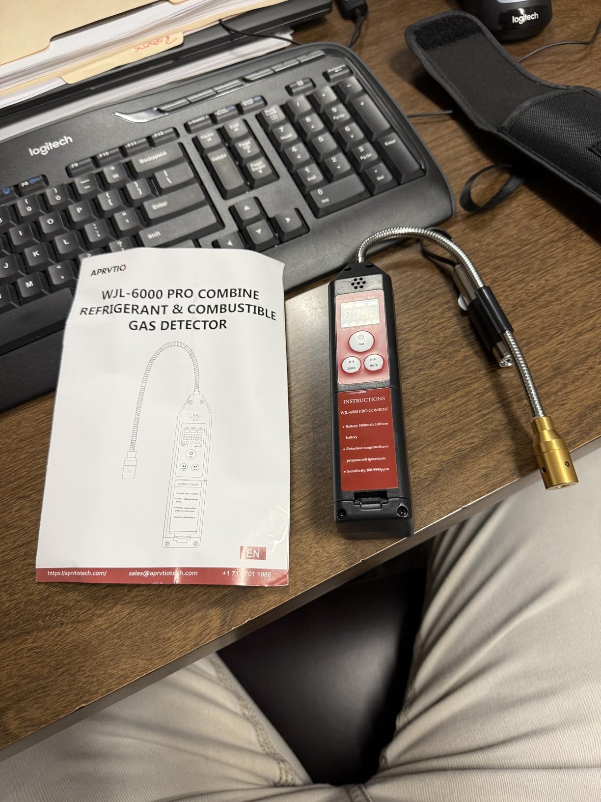 Refrigerant Leak Detector, Aprvtio WJL-6000PRO Combine A2L Freon Leak Detector Rechargeable, 0.14 oz/yr Sensitivity, Audible & Visual Alarms, Automotive AC Leak Detector for R454B R1234yf R32 R410A customer photo 1