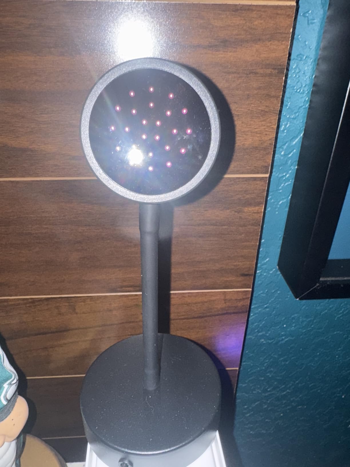 Upgraded IR Light for VR - Compatible with Quest 3s, Quest 3, Quest 2, Quest, PSVR2, Desktop IR Fill Illuminator, Enhanced Hand Tracking, Improved Handle Sensitivity (Adapter Included) customer photo 1
