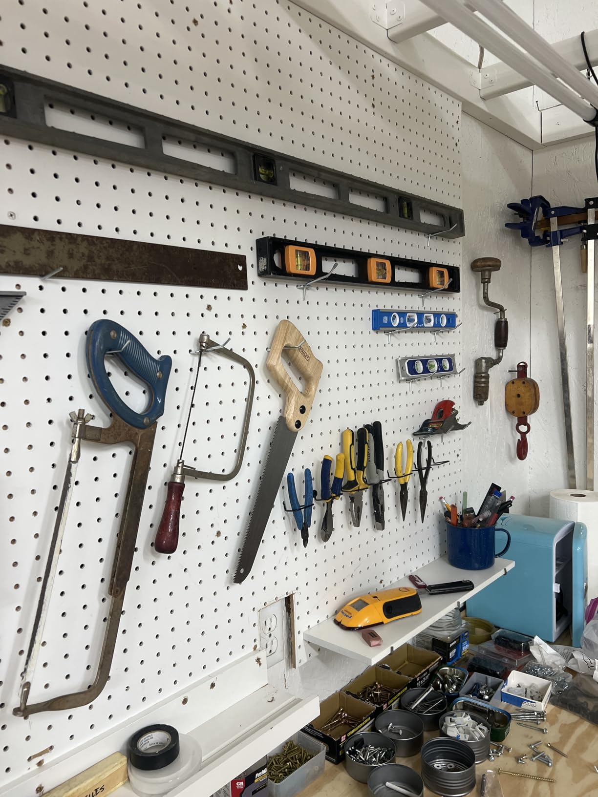 ELEAD 55-Piece 2 Inch Pegboard Hooks, Heavy Duty Peg Board Organizer Accessories, Peg Board Tool Hangers Fit for 1/4