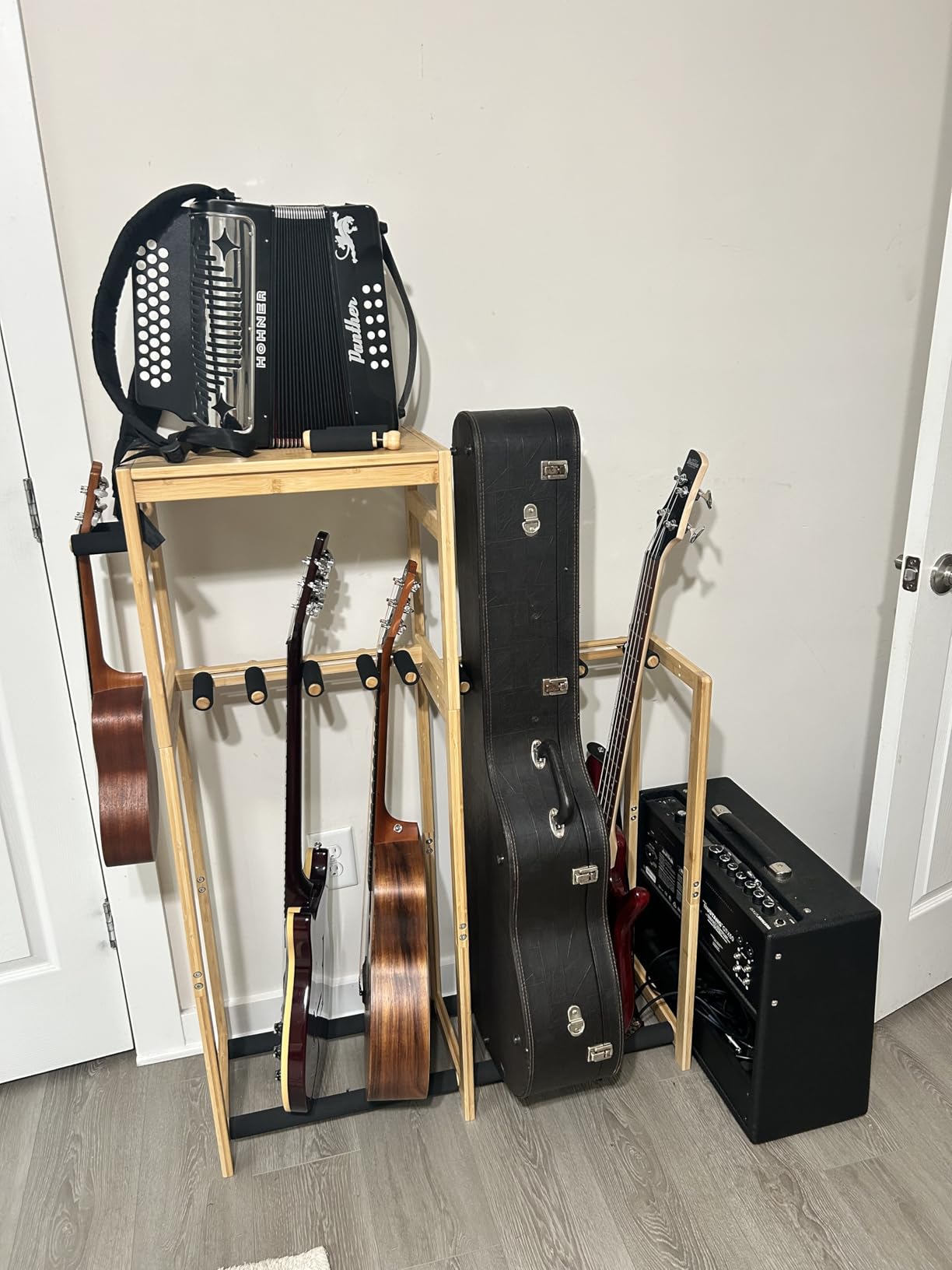 Amazer Guitar Stand, Guitar Rack for Acoustic, Bass, Electric Guitar, Multi Guitar Display Stand Adjustable Bamboo Guitars Holder, Multiple Guitar Stands Floor, for Home Music Studio customer photo 1