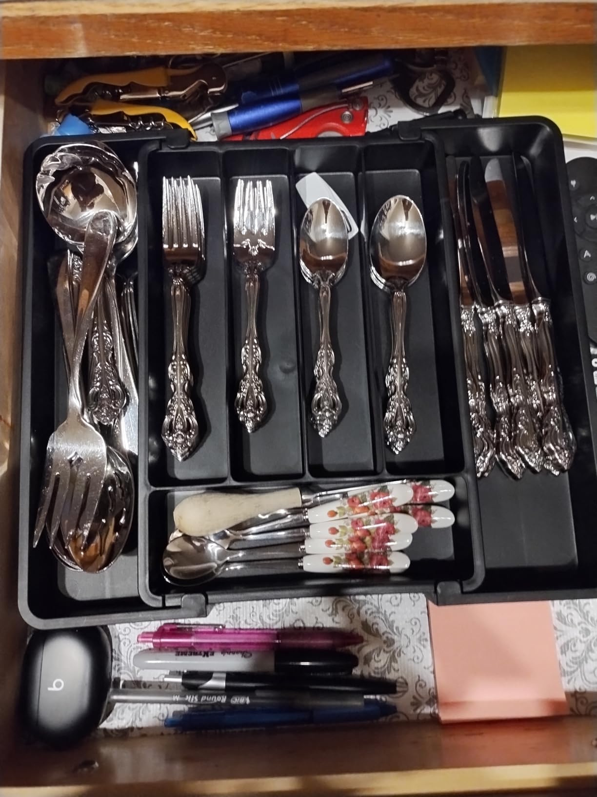 Lifewit Silverware Drawer Organizer, Expandable Utensil Tray for Kitchen, BPA Free Flatware and Cutlery Holder, Adjustable Plastic Storage for Spoons Forks Knives, 8.5-14 x 12in, Black customer photo 1