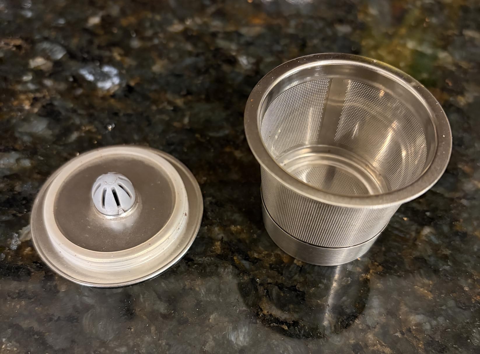 2 Pack Reusable K Cup Coffee Pods, Universal Stainless Steel Refillable K Cup Coffee Filters for Keurig 1.0 and 2.0 Coffee Makers customer photo 2