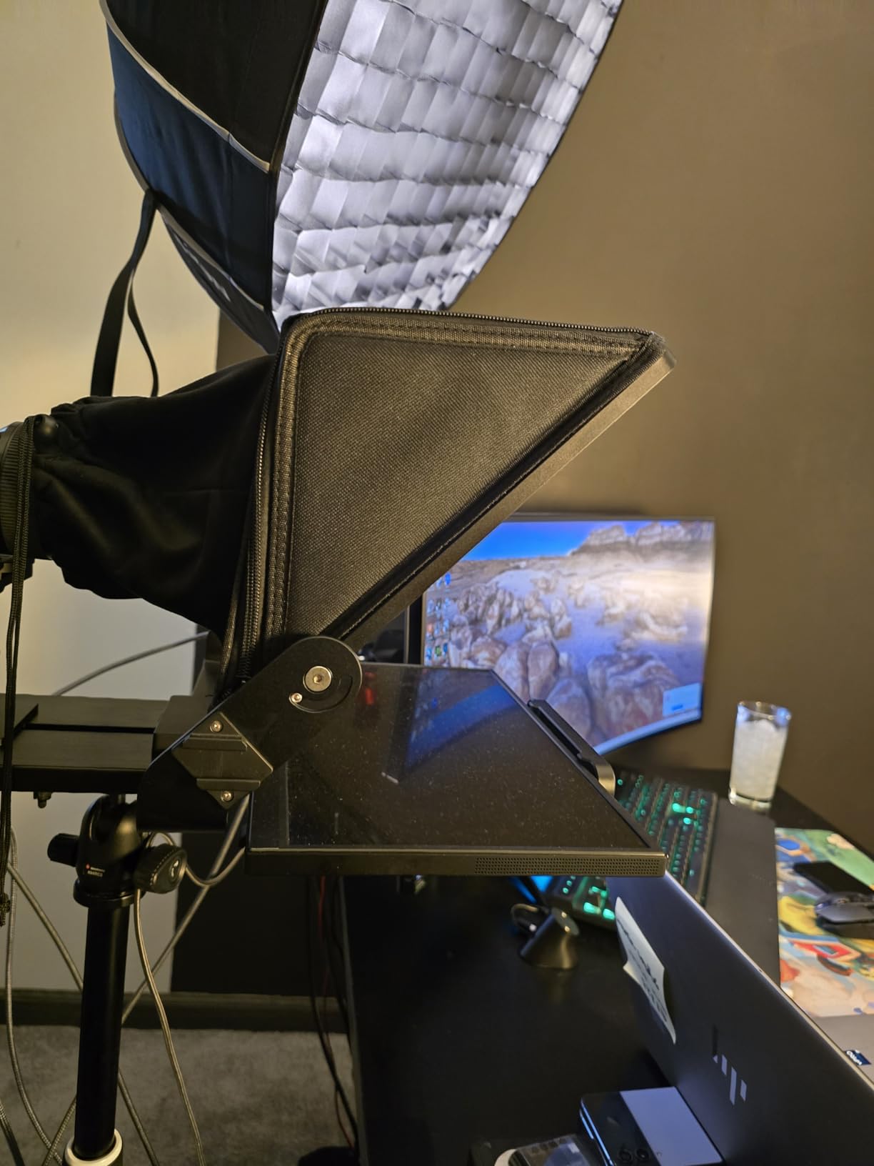 NEEWER 2 in 1 Teleprompter 11 Inch with Monitor for Windows MacOS, Supports Screen Mirroring, Portable Prompter for Camera Mobile Phone Webcam for YouTube Twitch Live Streaming Conference, X11 customer photo 2