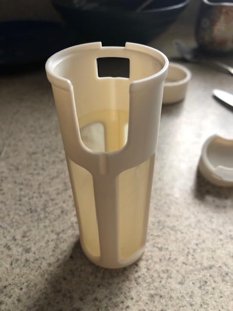 19oz Cold Brew Bottle, Cold Brew Maker with Removable Filter, BPA - Free Portable Cold Brew Tea Bottle for Iced Tea, Cold Brew & Fruit Infusion (White) customer photo 2