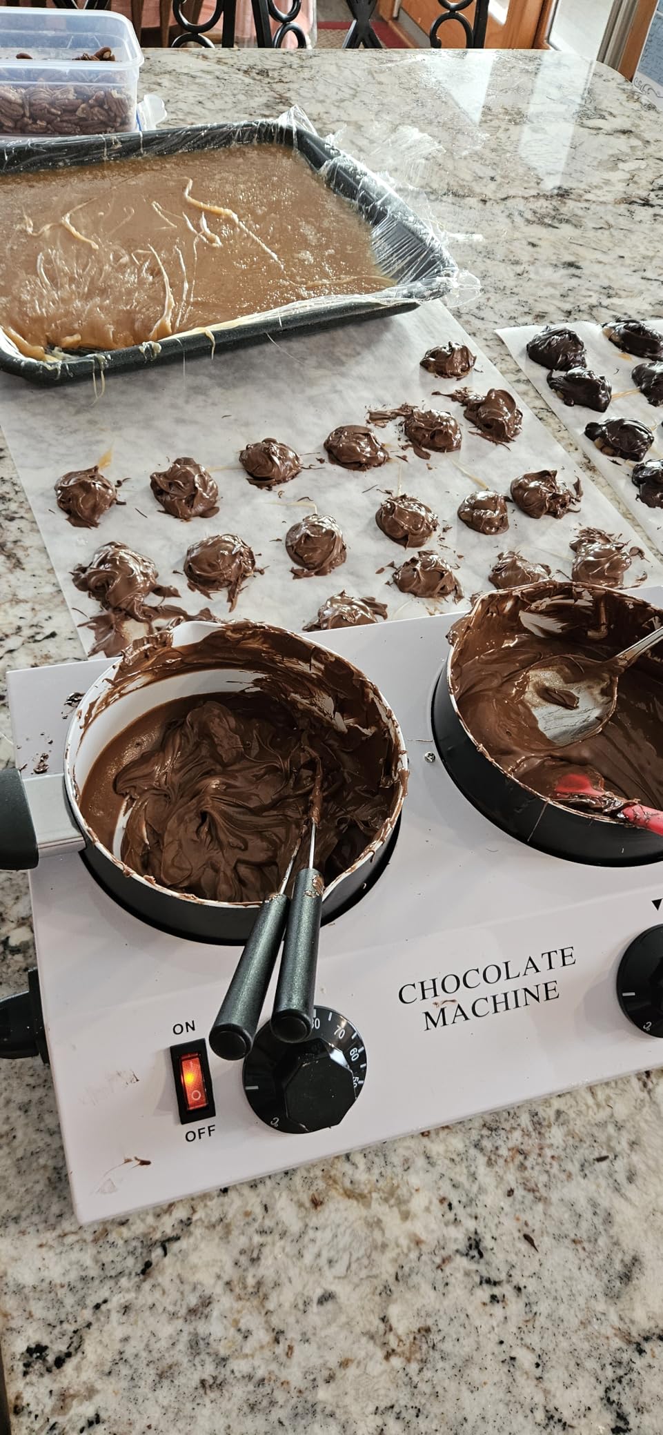 2026 Upgrade Chocolate Melting Pot, 2x1L Chocolate Melting Machine with Candy Dipping Tools, Electric Chocolate Tempering Machine for Chocolate, Candy, Butter Making Warming Coffee Milk Wine (80W, 110V) customer photo 1