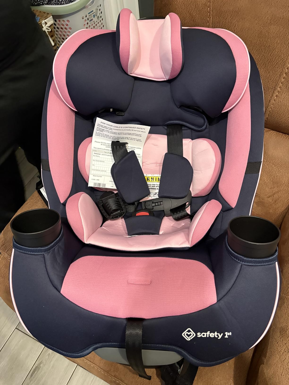 Safety 1st Grow and Go All-in-One Slim Convertible Car Seat, Rear Facing, 5-40 lbs, Forward Facing (30-65 lbs), High Back Booster Seat 40-100 pounds, Alaskan Blue customer photo 2