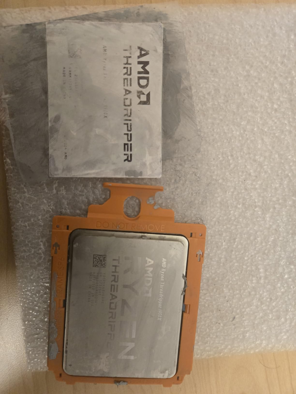 AMD Ryzen Threadripper 9980X 64-Core Processor customer photo 1