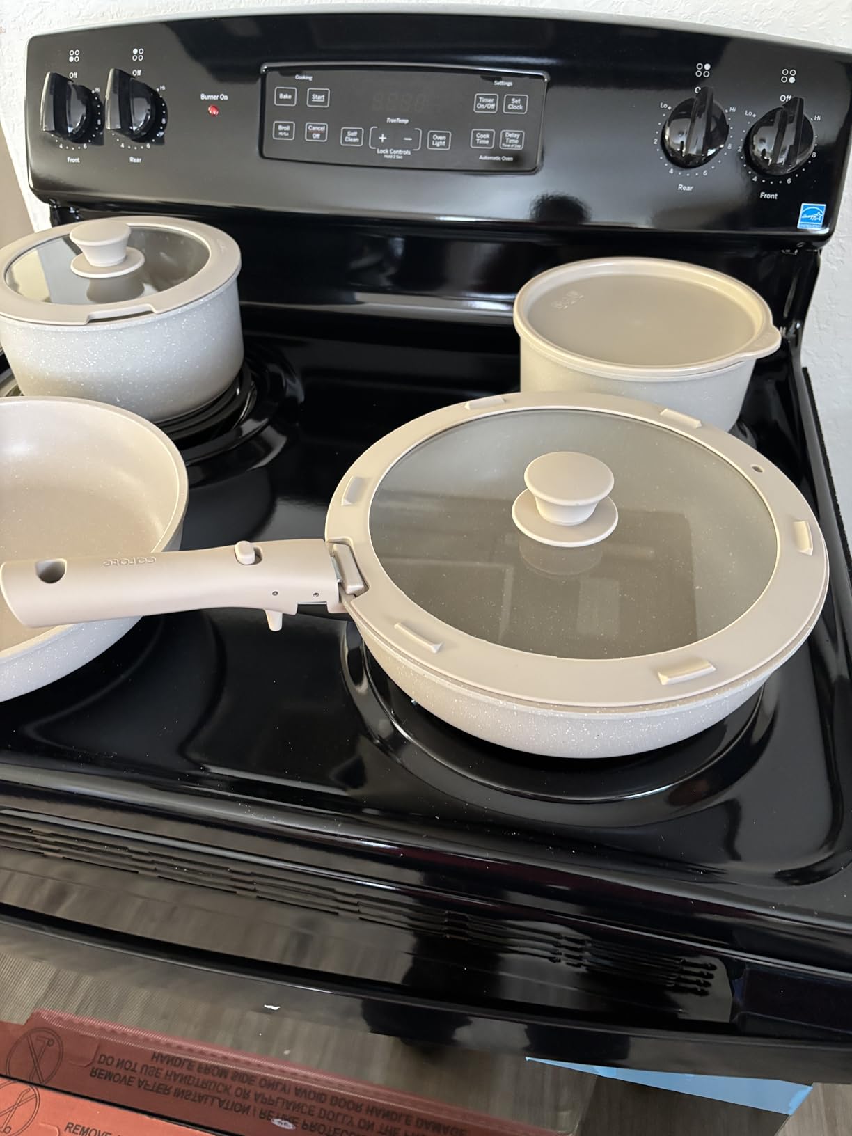 CAROTE 19pcs Pots and Pans Set Non Stick, Nonstick Cookware Set Detachable Handle, Induction Kitchen Cooking Sets with Removable Handle, RV Kitchen, Oven Safe, Taupe customer photo 2