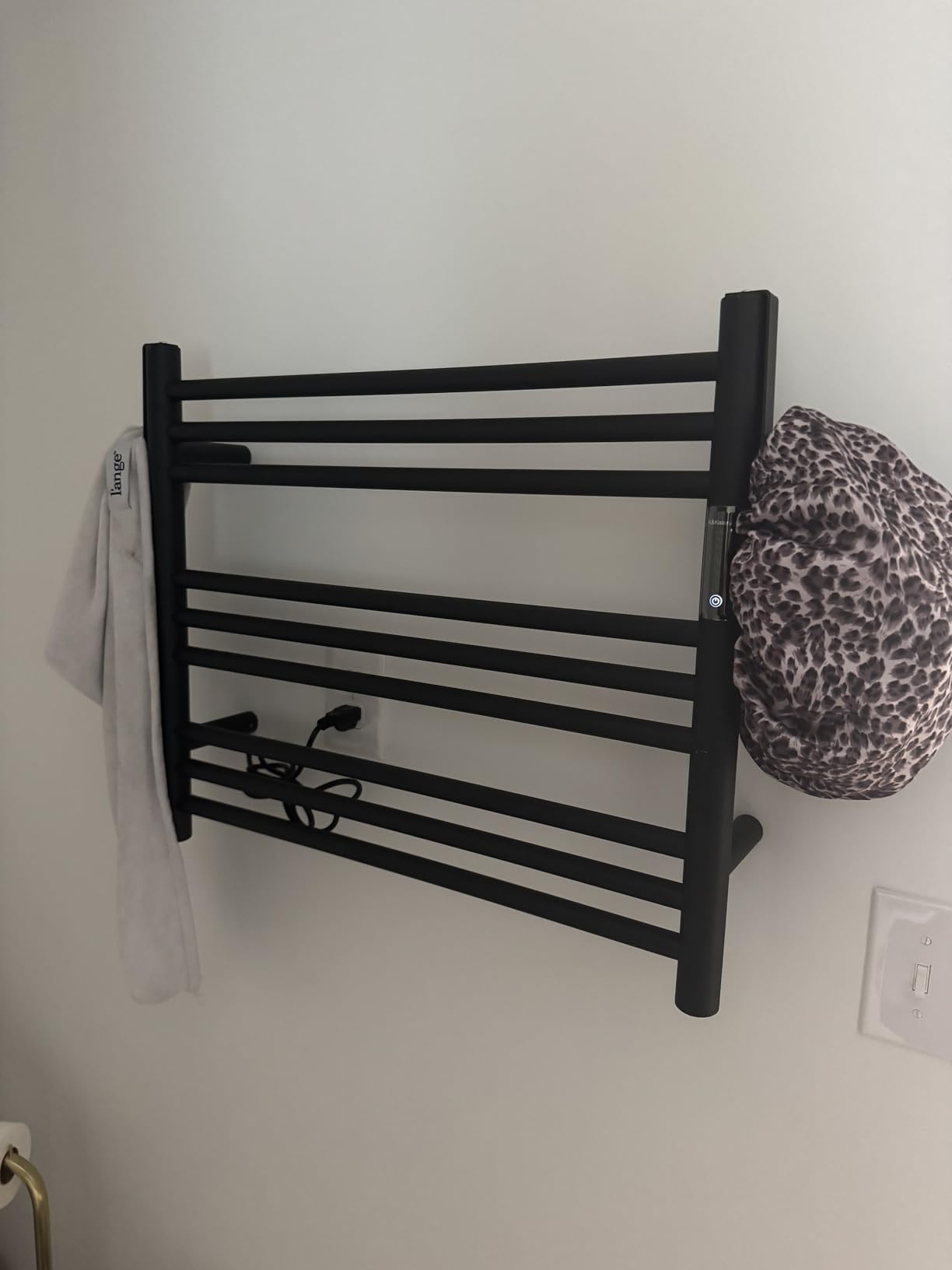 Towel Warmer for Bathroom, Wall-Mounted 9-Bar Heated Towel Rack with Built-in Timer, Waterproof Electric Towel Heater, Support Plug-in and Hardwired, Brushed Gold, EL13L customer photo 1