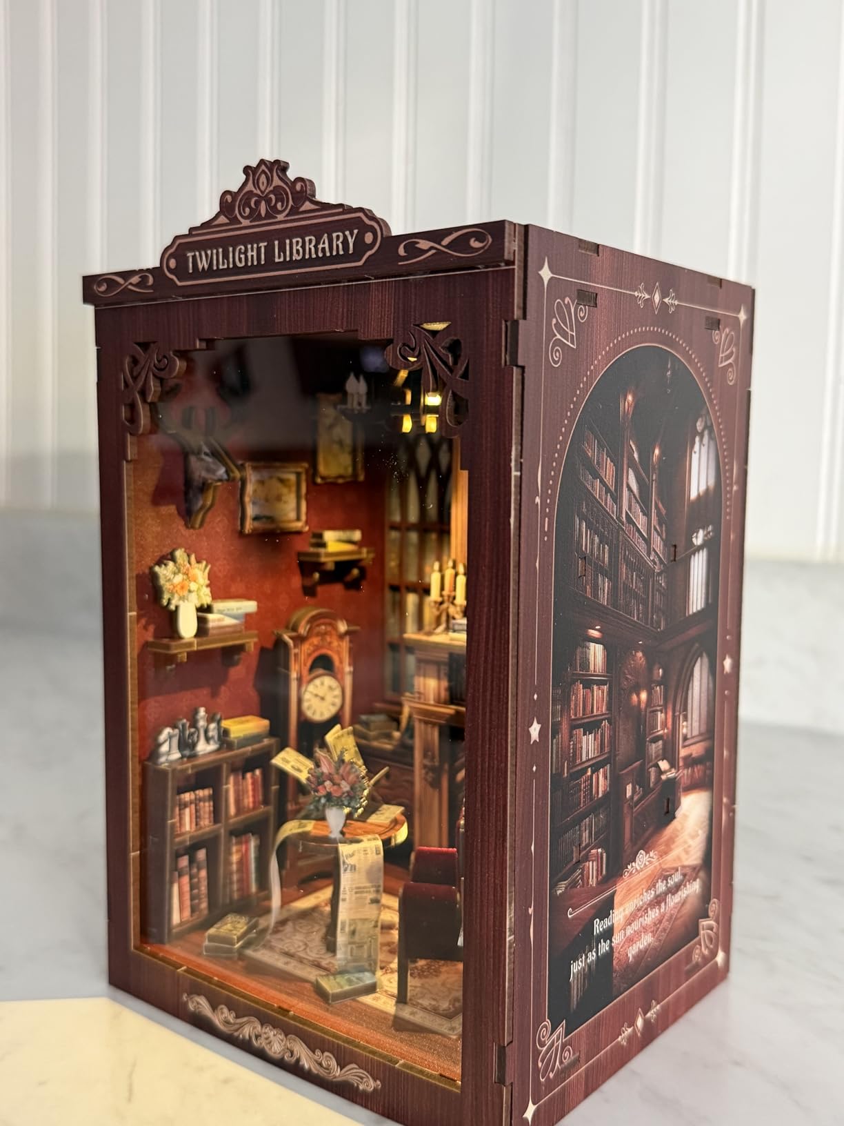 ISSEVE Book Nook Kit - Corner Tavern customer photo 2