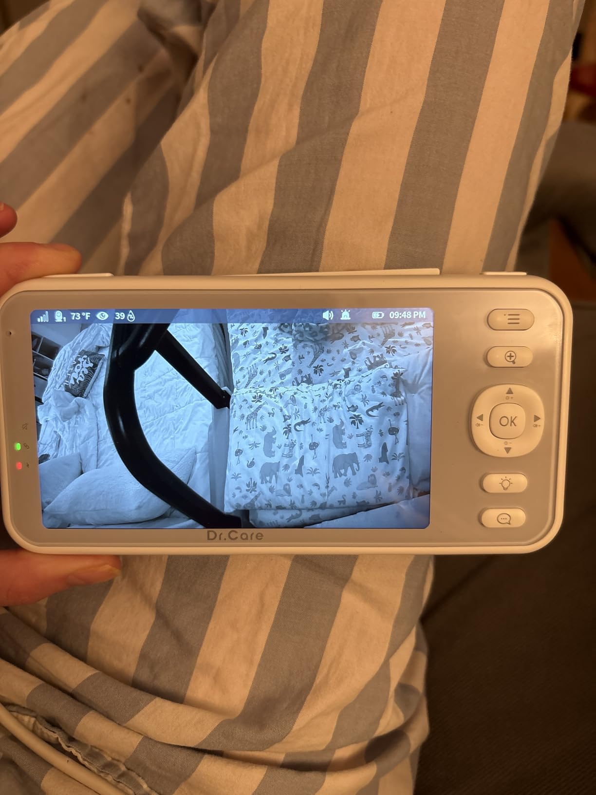 Dr.Care LumiView Smart WiFi Baby Monitor with 2 Cameras - 5