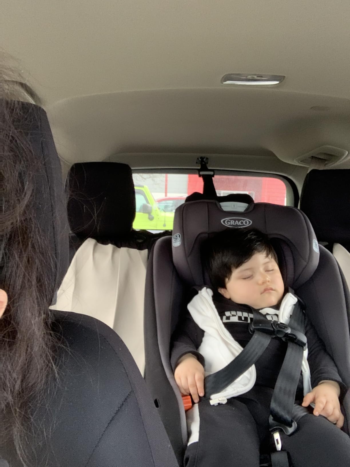 Graco Contender Slim Convertible Car Seat, West Point customer photo 2