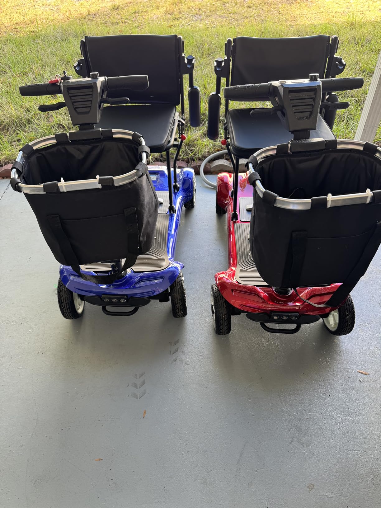 ENGWE Ease2 43.2Lbs Lightweight Electric Powered Mobility Scooter, Folding Mobility Scooters for Adults Seniors, 24Miles Long Travel w/Removable 240WH*2 Lithium Batteries, Motorized Scooter (Red) customer photo 2