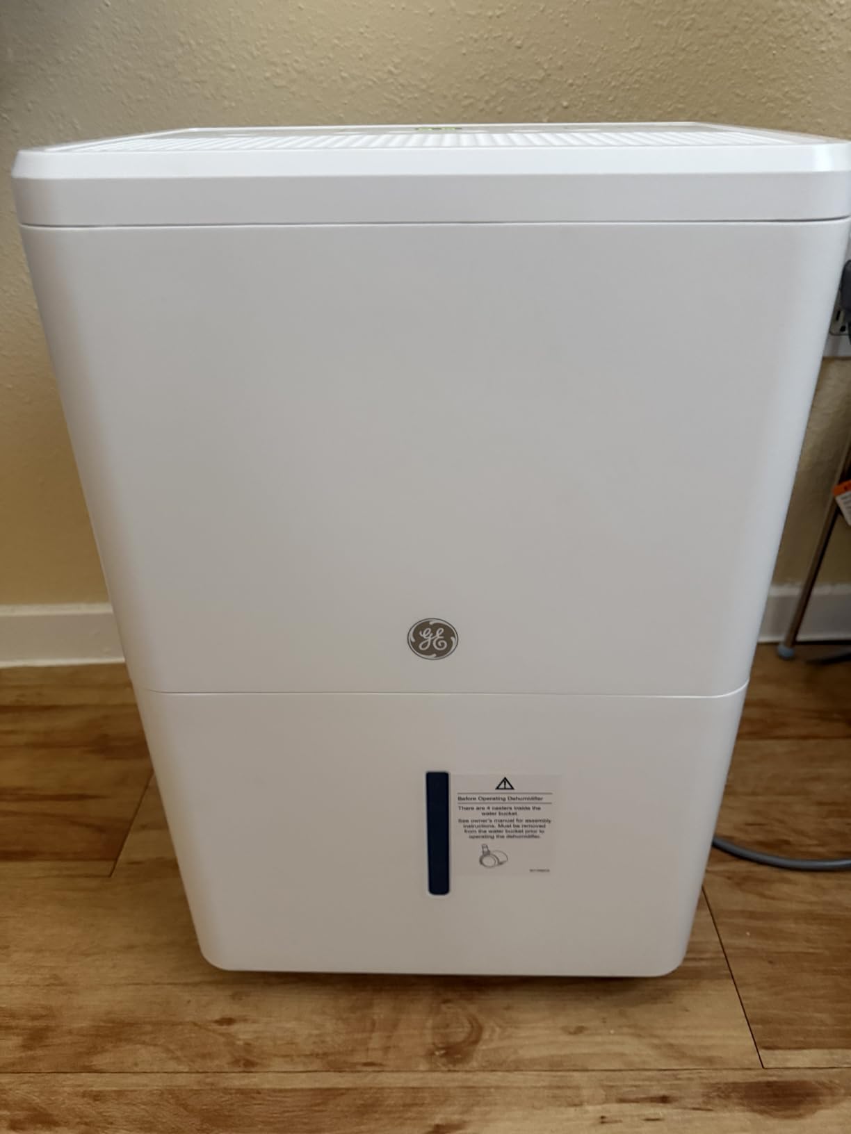 GE Portable Dehumidifier 25 Pint, Perfect for Bedroom, Basement & Garage or Rooms up to 1500 Sq Ft customer photo 2