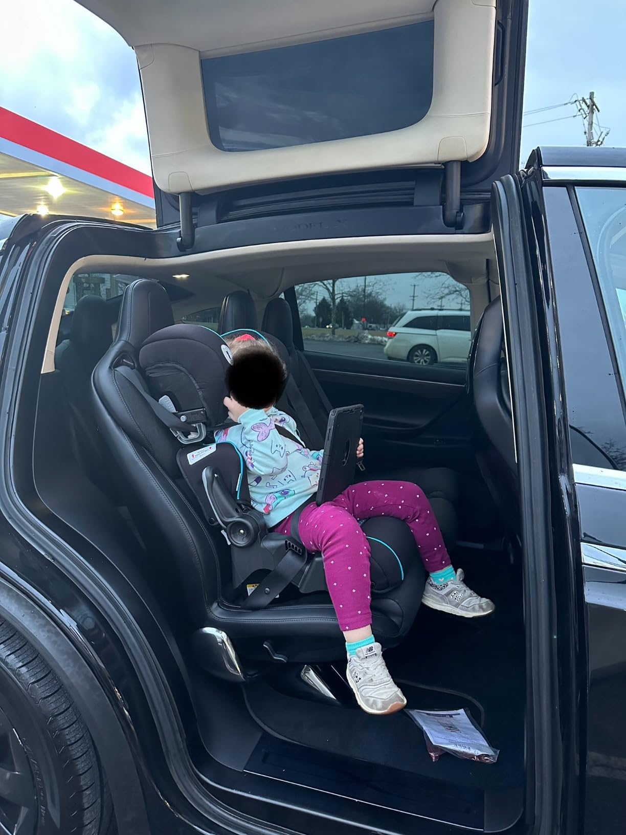 Baby Trend Protect Slim Backless Booster Seat, Madrid Grey - Slim Lightweight Design, Belt-Positioning Support, Dual Cup Holders, Comfortable Seating for Big Kids customer photo 2