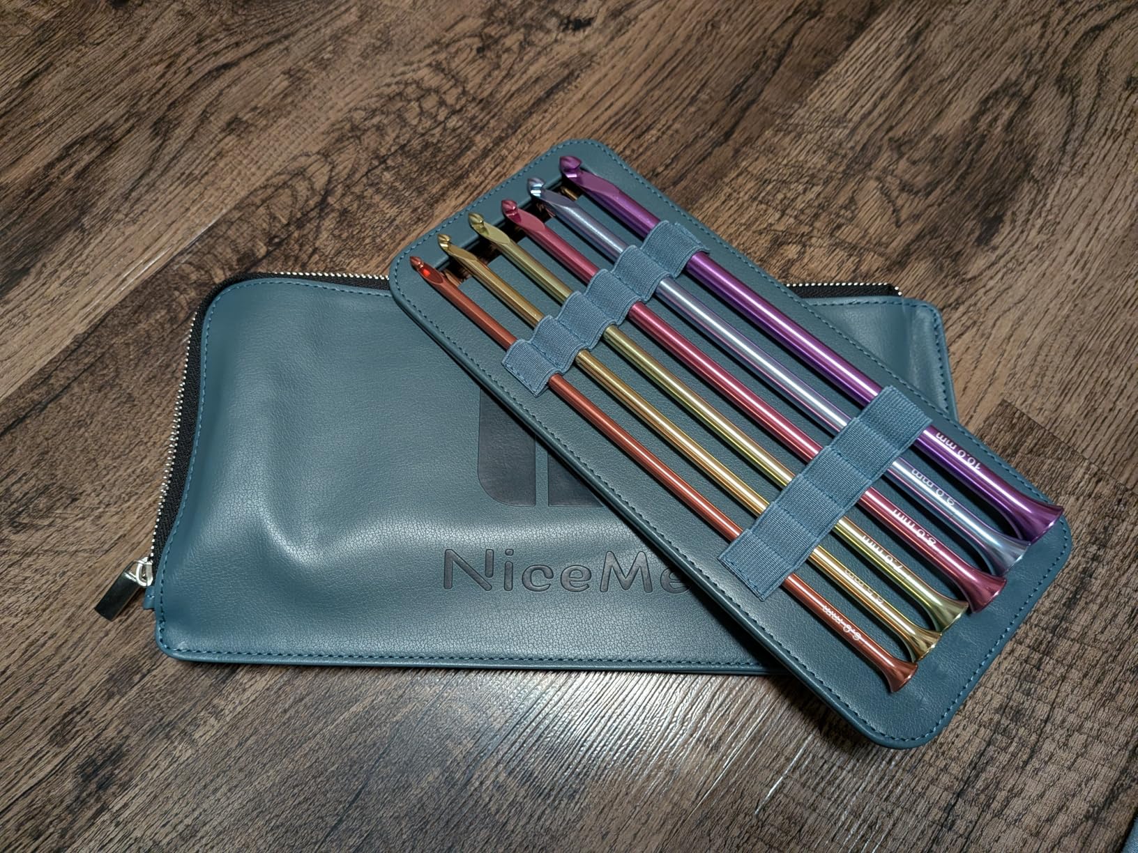 12-Piece Extra Long Tunisian Afghan Crochet Hooks Set, 9.5-Inch (24cm) Crochet Hook Ergonomic, Sizes US 2.5-15 (3mm-10mm), with Leather Case for Crocheting customer photo 2