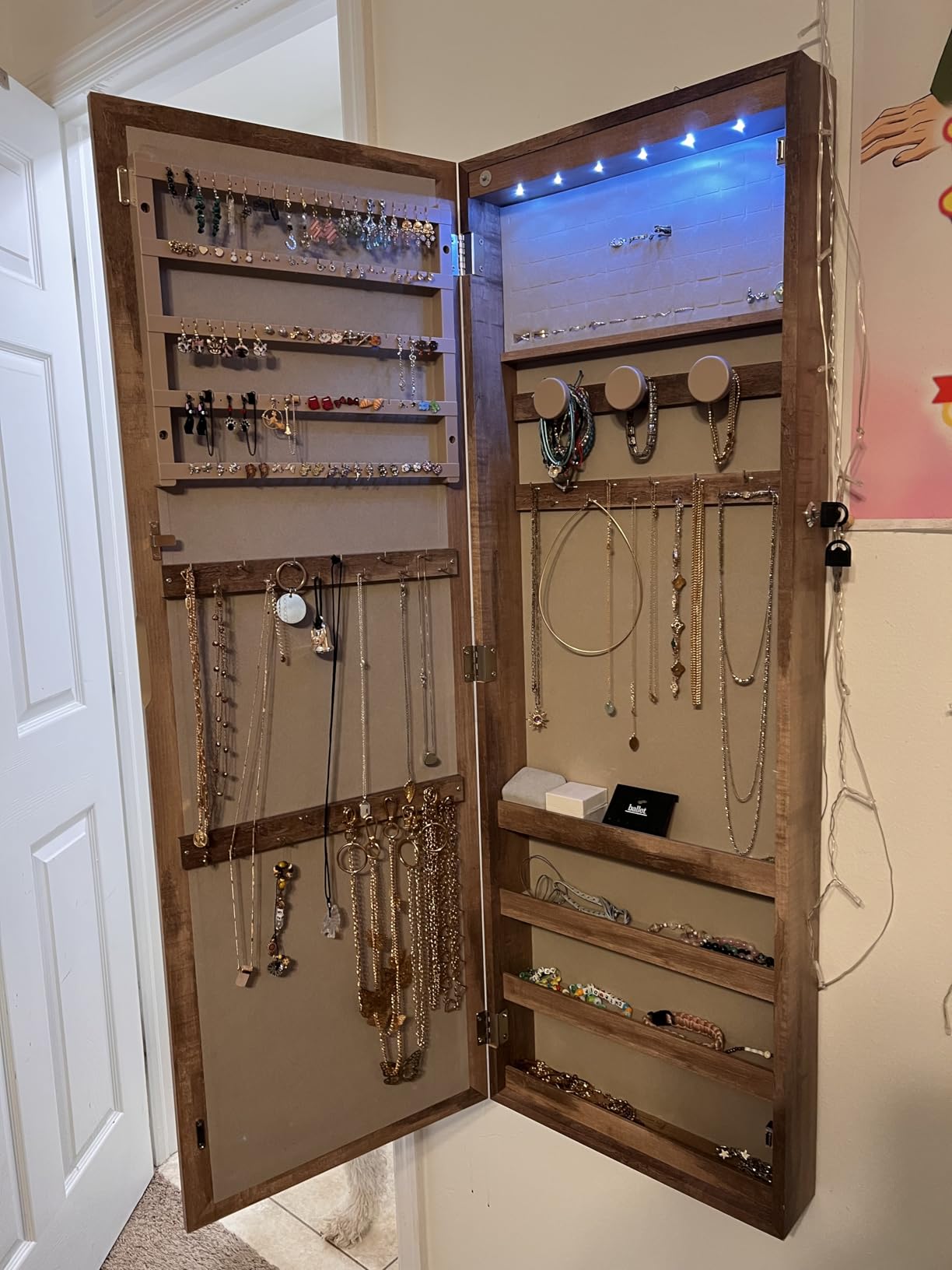 Nicetree 6 LEDs Mirror Jewelry Cabinet, Large Capacity Lockable Jewelry Armoire Organizer, Door or Wall Mounted Mirror with Jewelry Storage, Oak customer photo 1