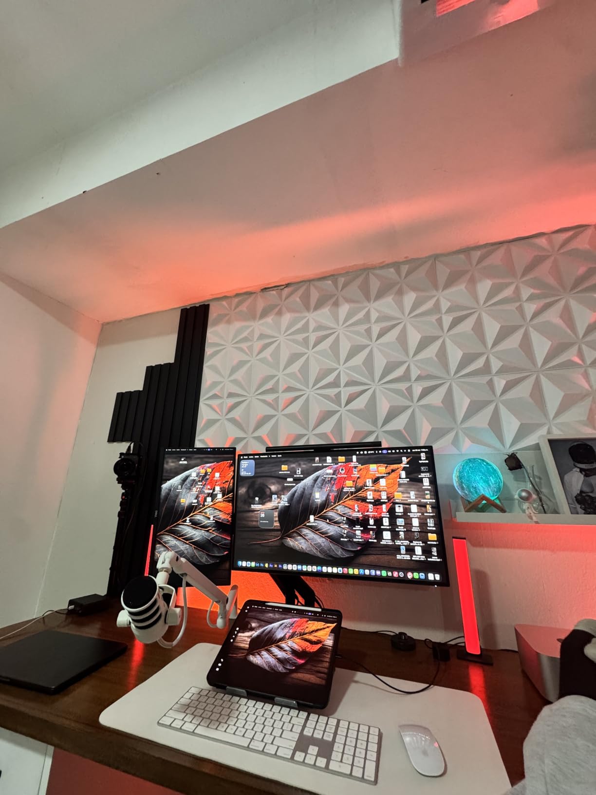 WALI Heavy Duty Single Monitor Arm for 17-49 Inch Flat Curved Ultrawide Screens, up to 33 Lbs, Adjustable Single Monitor Desk Mount for Home Office Gaming, VESA 75/100mm (GSM001XLN), Black customer photo 1