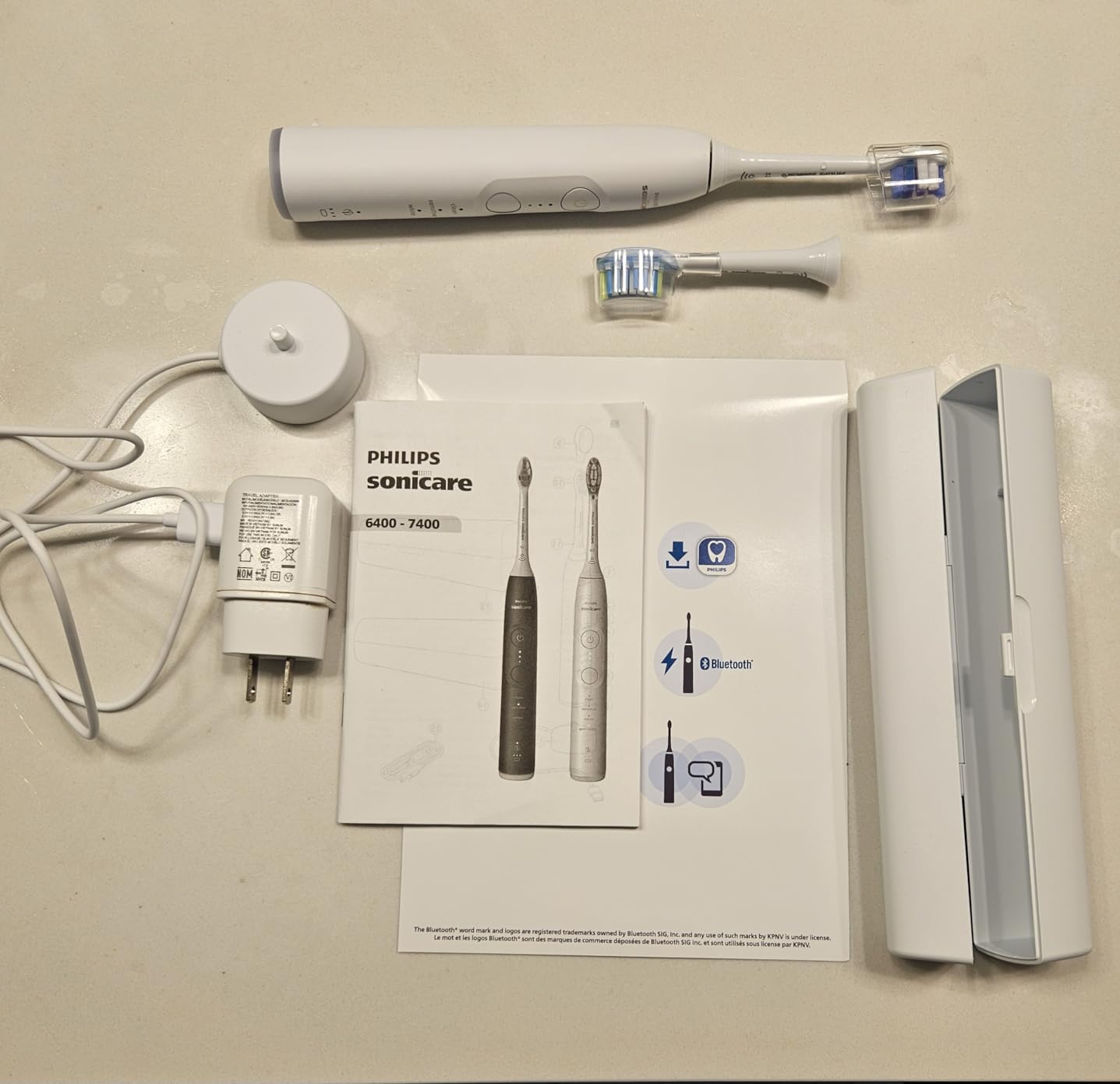 Philips Sonicare 6500 Series Electric Toothbrush, Next-Gen Sonicare Technology, Pressure Sensor, 9 Brushing Settings, SmarTimer, BrushPacer, 21-Day Runtime, Travel Case, White, HX7410/10 customer photo 2
