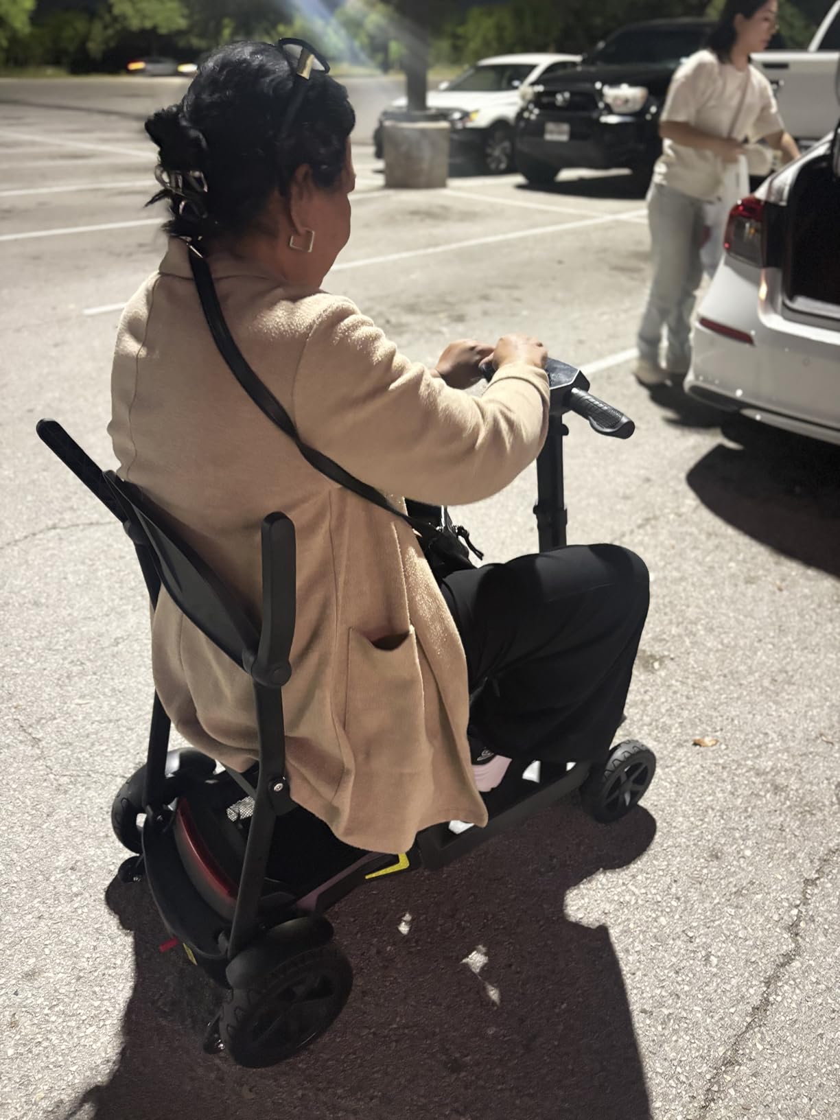 37.5lb Lightweight Mobility Scooter for Seniors & Adults - Cruise & Airline Approved, Removable Lithium Battery, Foldable Portable Travel Motorized Scooter, No Assembly Needed, 12.4Miles Range, Black customer photo 1